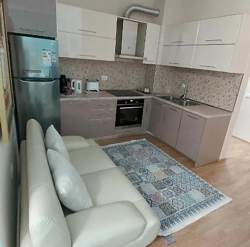 Apartman Aurora *